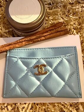 Quilted Card Holder in Baby Blue with Gold logo